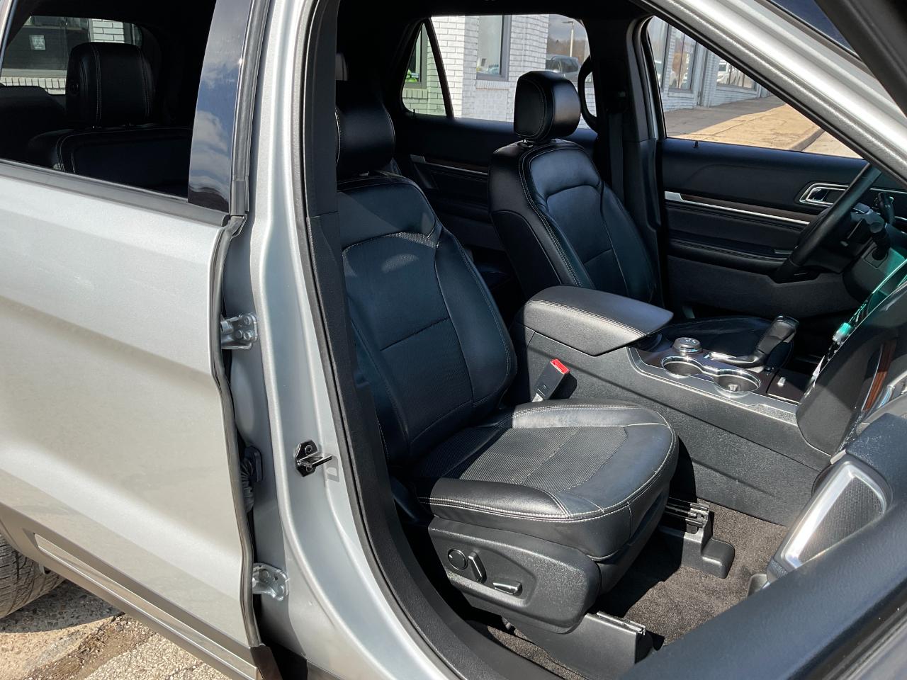 Ford Explorer Limited 4WD 2016