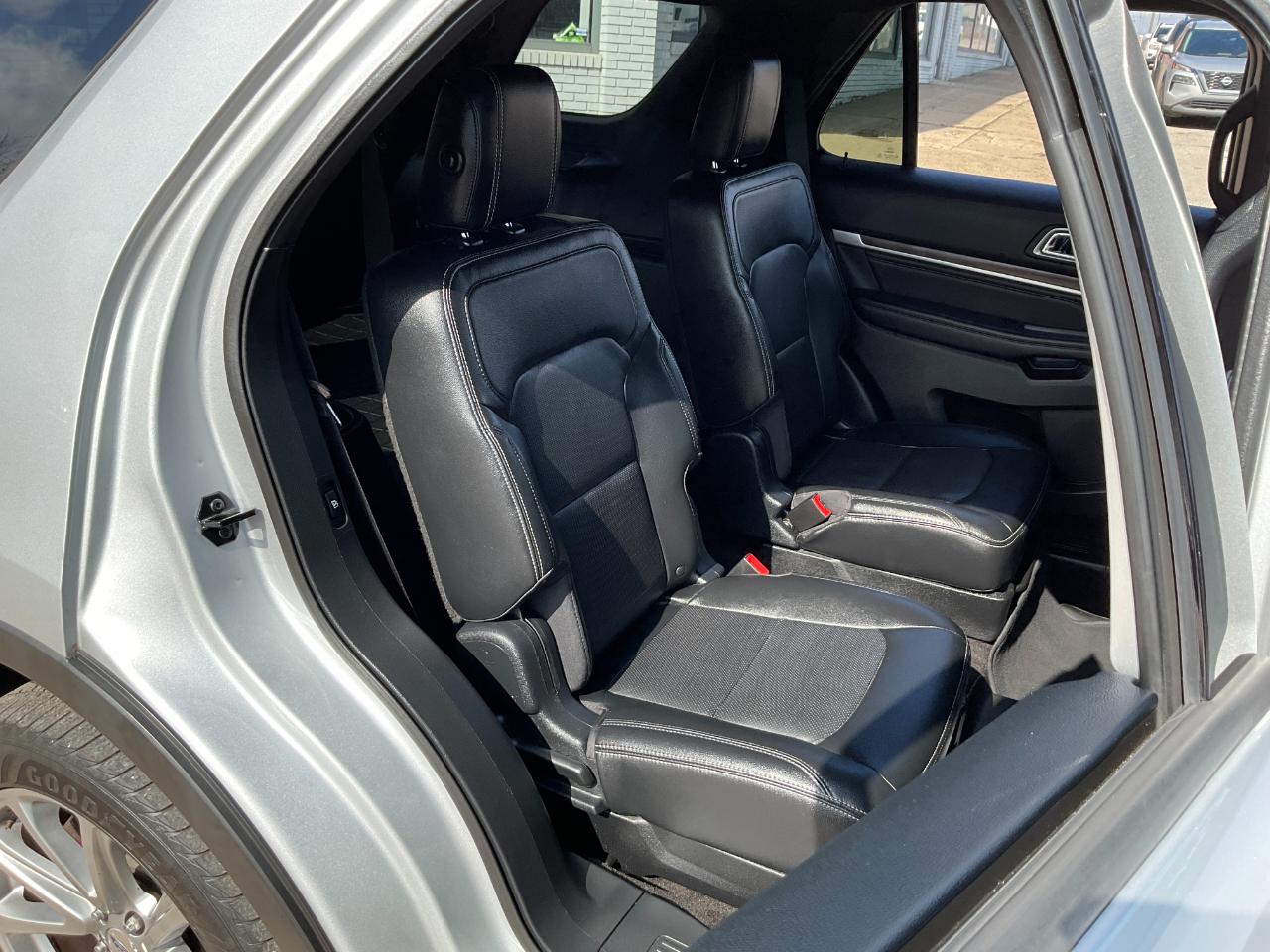 Ford Explorer Limited 4WD 2016