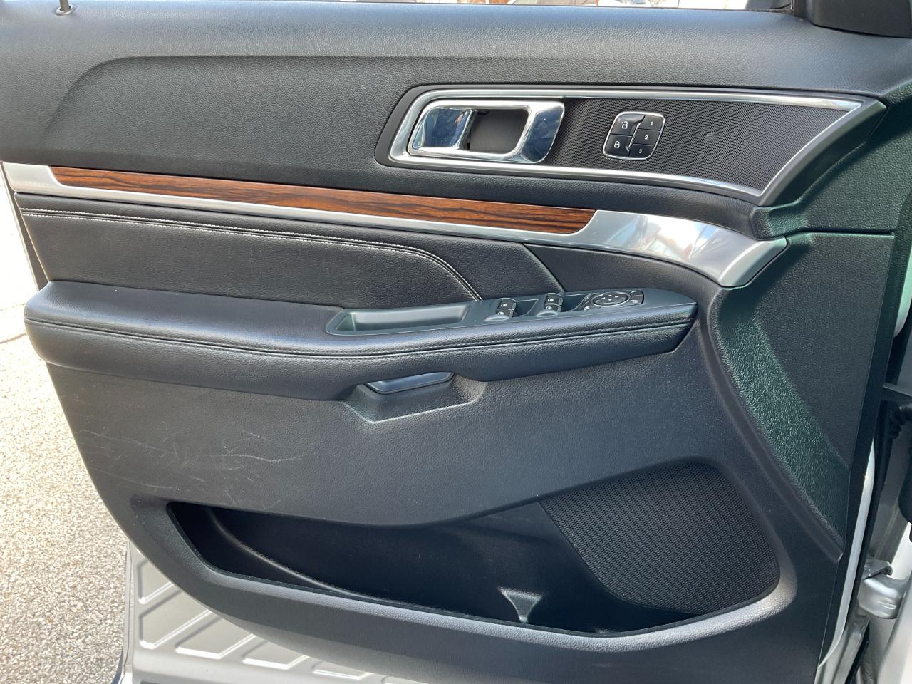 Ford Explorer Limited 4WD 2016