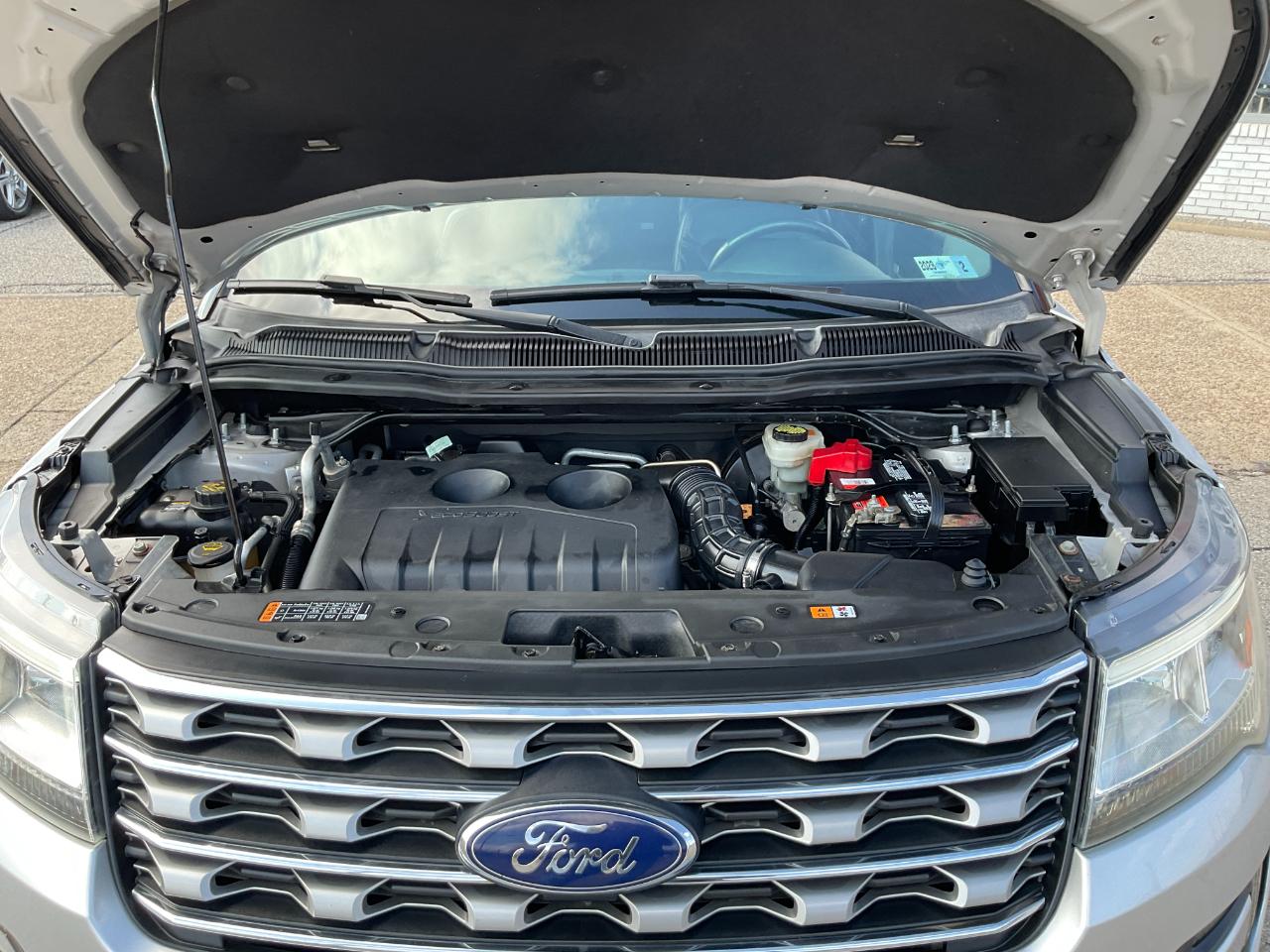 Ford Explorer Limited 4WD 2016