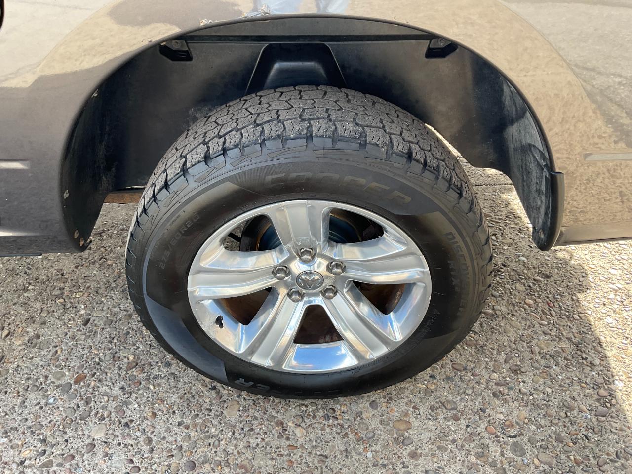 RAM 1500 Sport Crew Cab SWB 4WD 2015