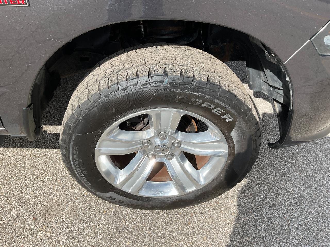 RAM 1500 Sport Crew Cab SWB 4WD 2015