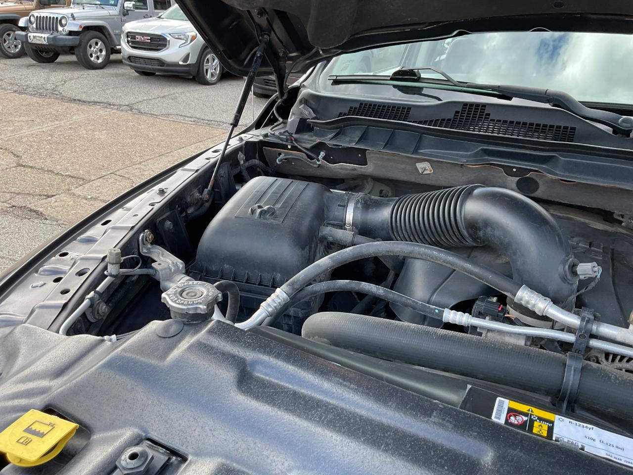 RAM 1500 Sport Crew Cab SWB 4WD 2015