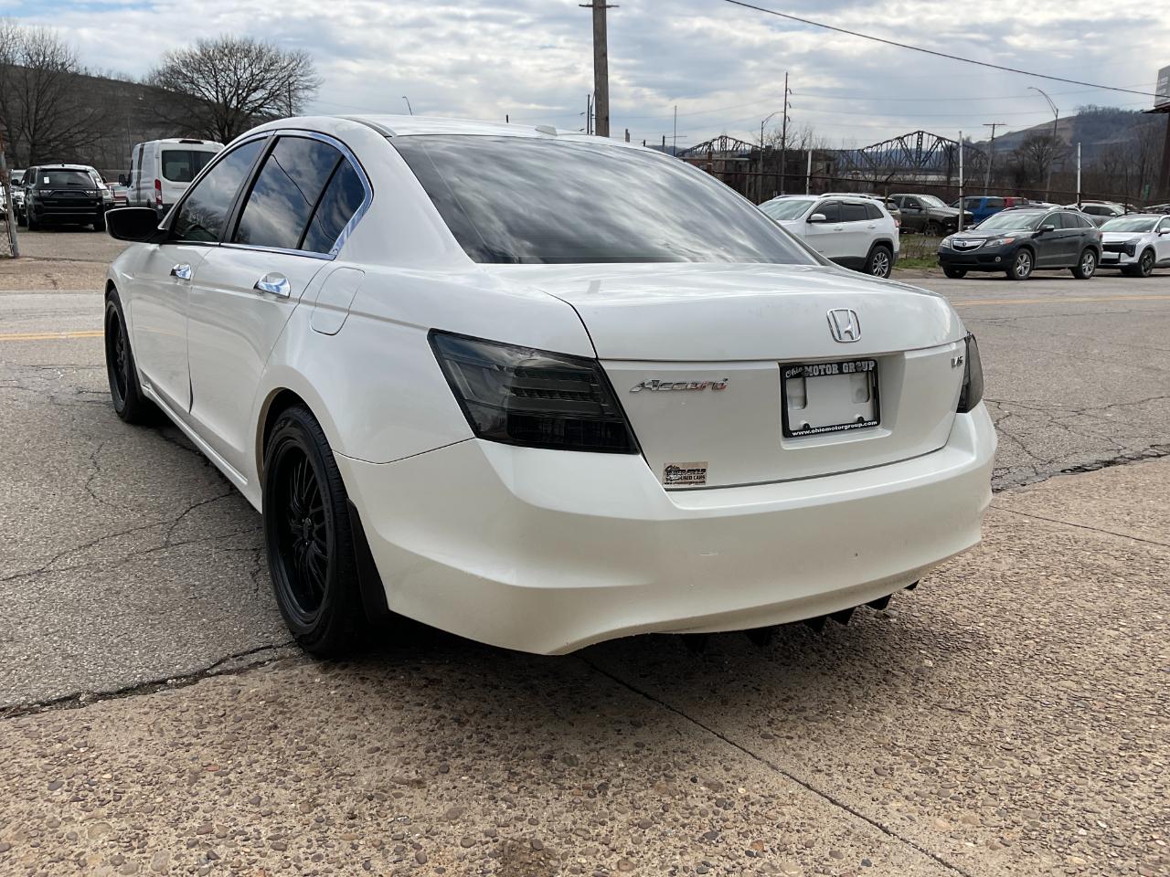 Honda Accord EX-L V-6 Sedan AT 2009