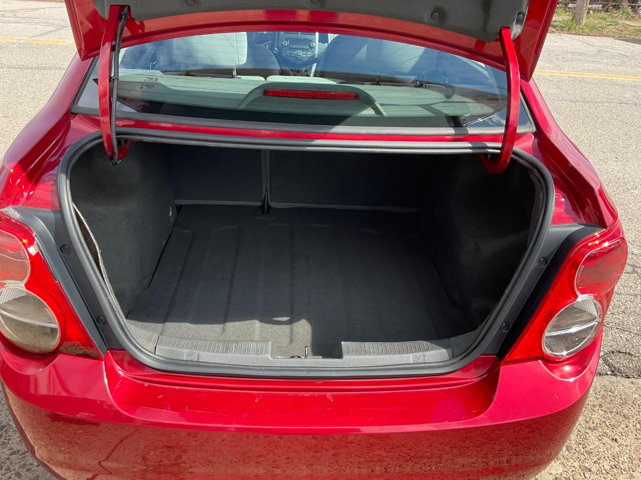 Chevrolet Sonic LT Auto Sedan 2013