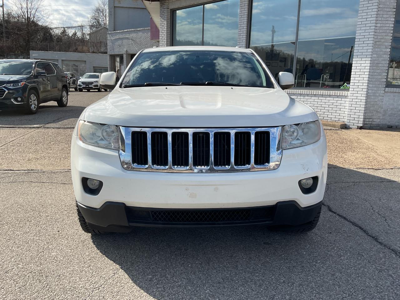 Jeep Grand Cherokee Laredo 4WD 2012