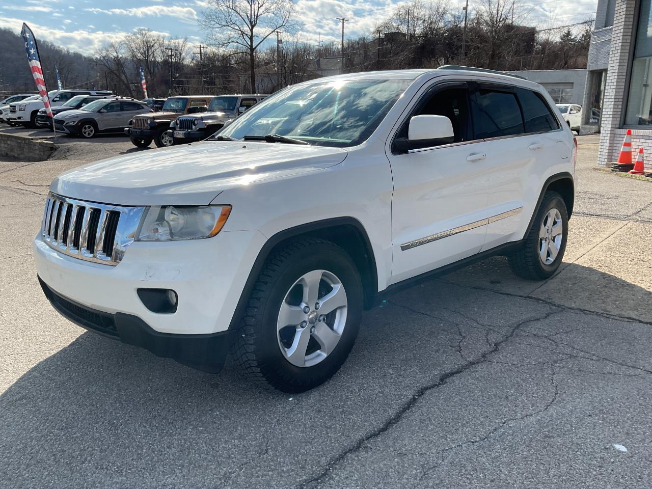 Jeep Grand Cherokee Laredo 4WD 2012