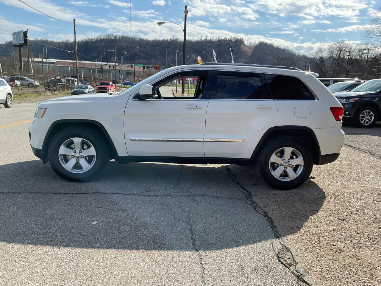 Jeep Grand Cherokee Laredo 4WD 2012