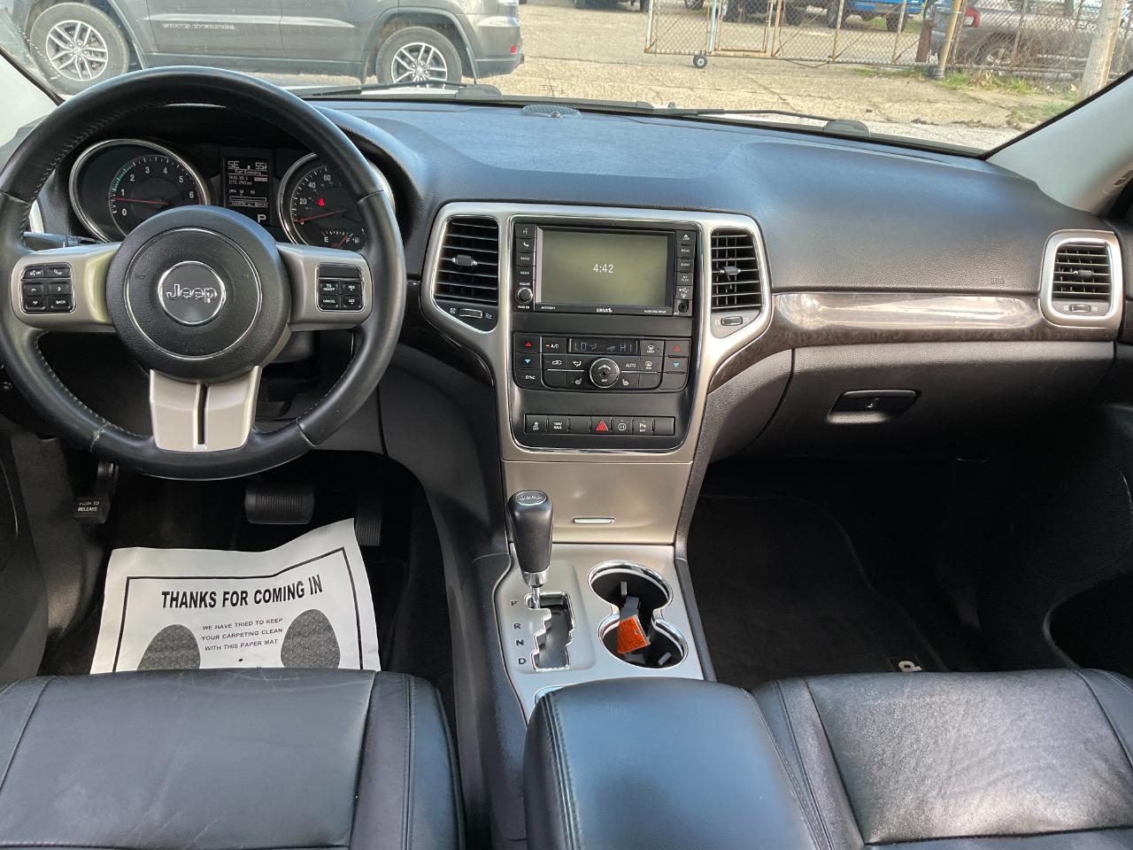 Jeep Grand Cherokee Laredo 4WD 2012