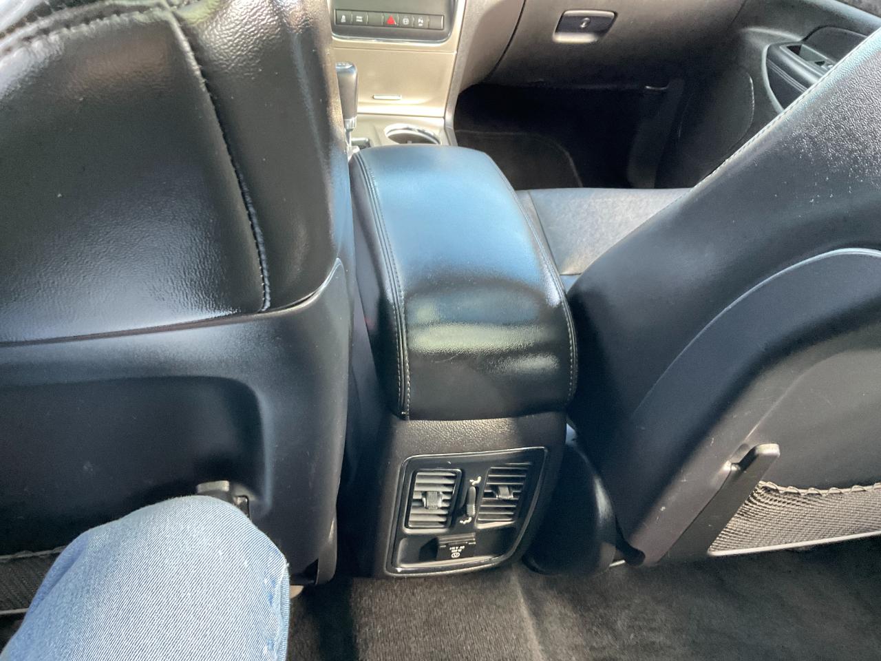 Jeep Grand Cherokee Laredo 4WD 2012