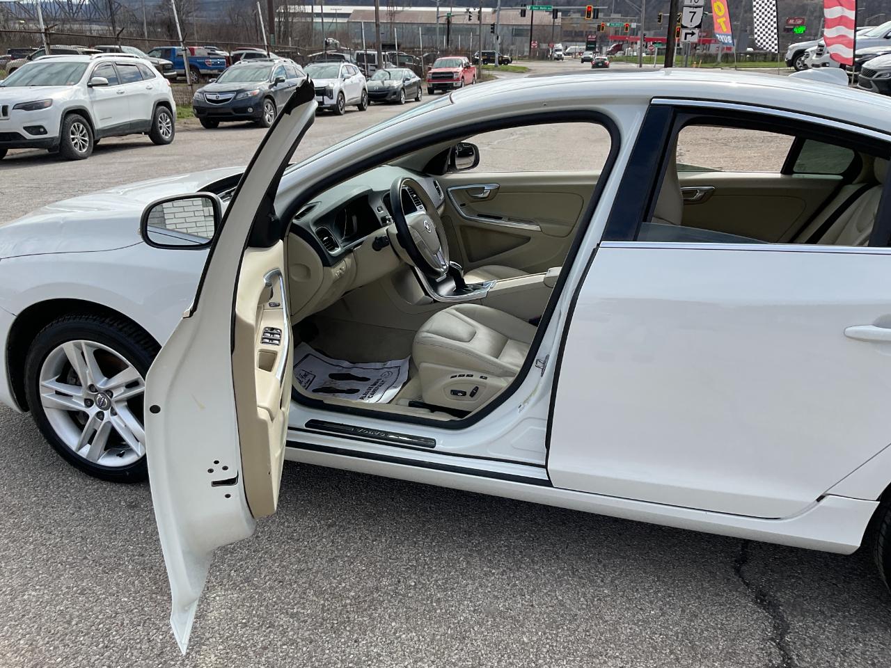 Volvo S60 2.5 Premier 4WD 2015