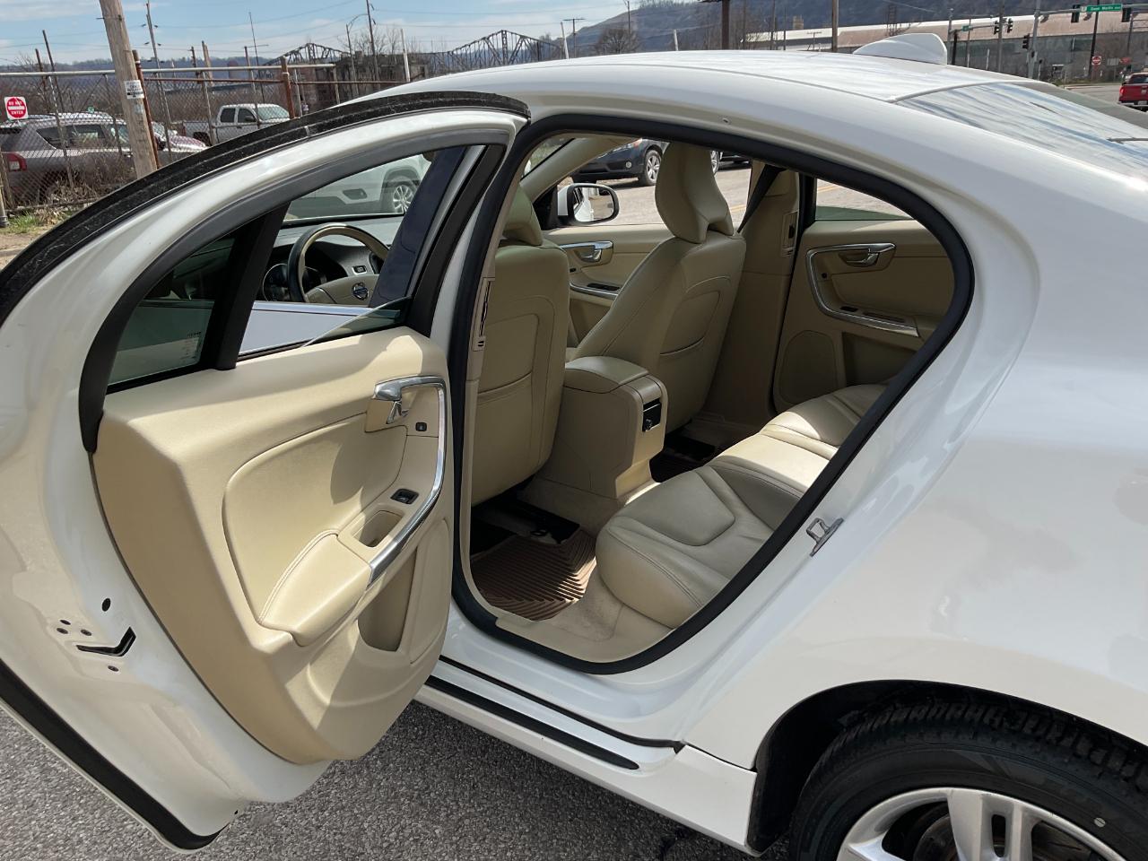 Volvo S60 2.5 Premier 4WD 2015