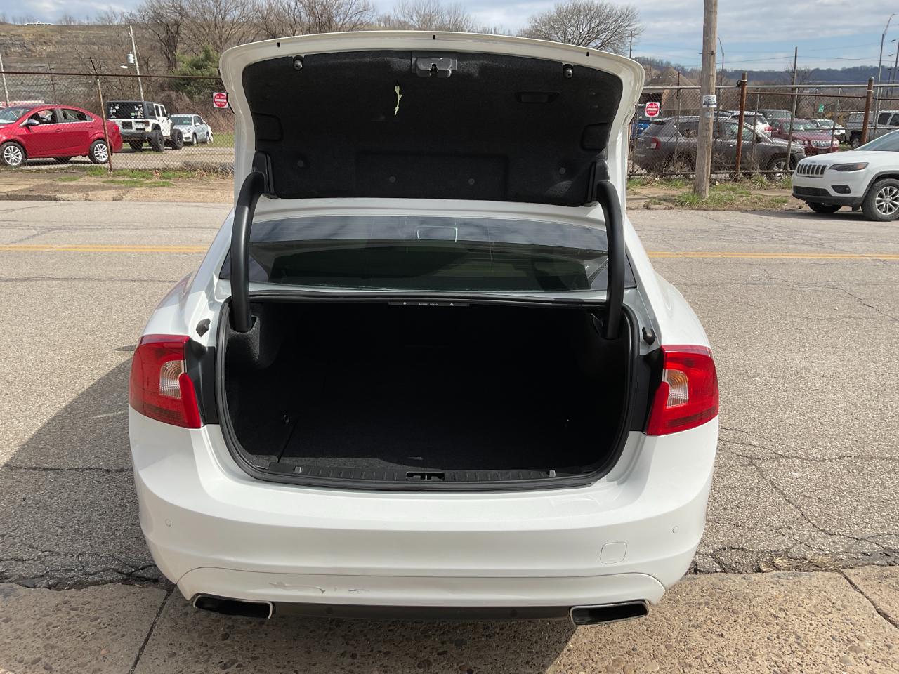 Volvo S60 2.5 Premier 4WD 2015