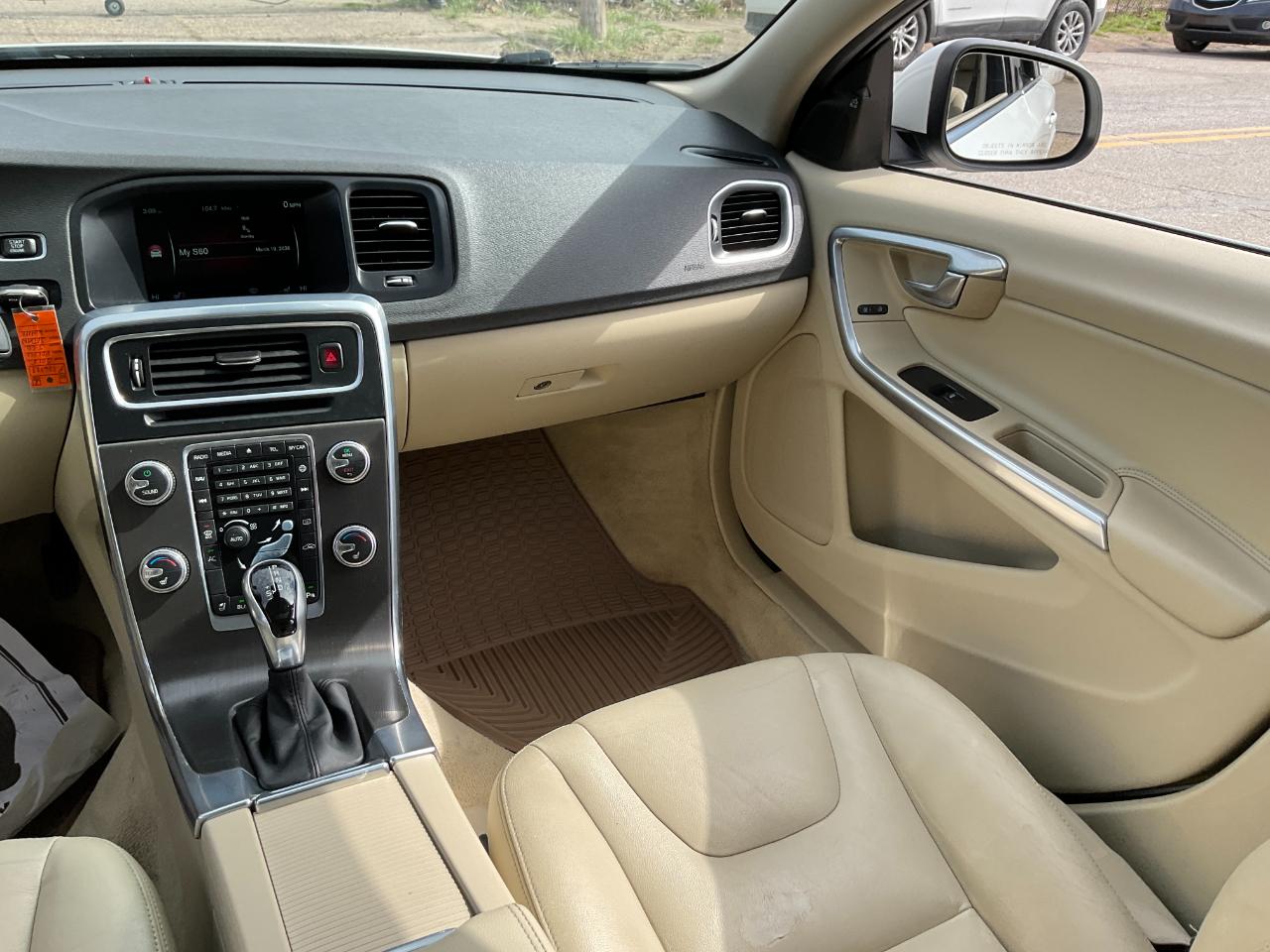 Volvo S60 2.5 Premier 4WD 2015