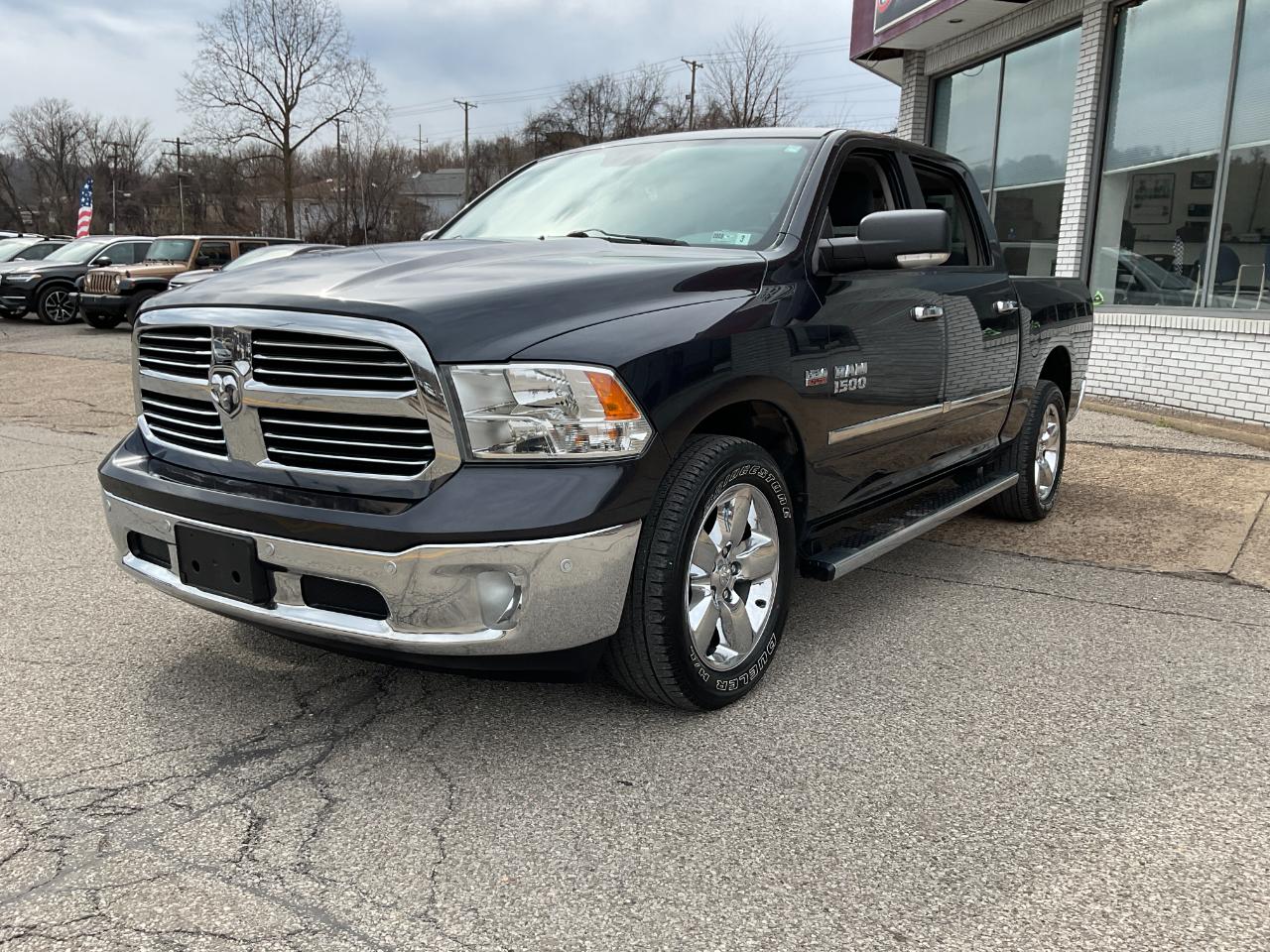 RAM 1500 SLT Crew Cab SWB 4WD 2014