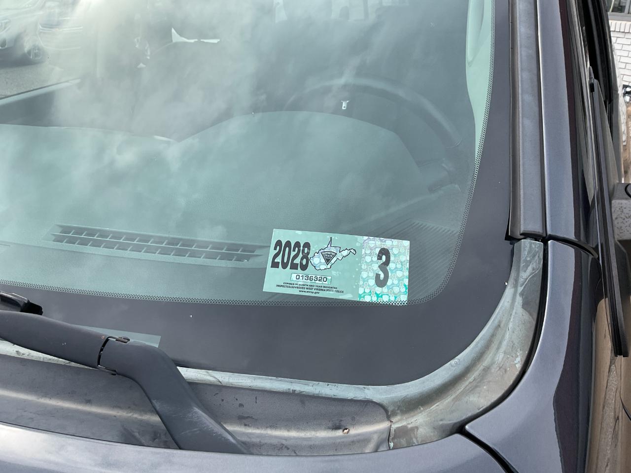 RAM 1500 SLT Crew Cab SWB 4WD 2014