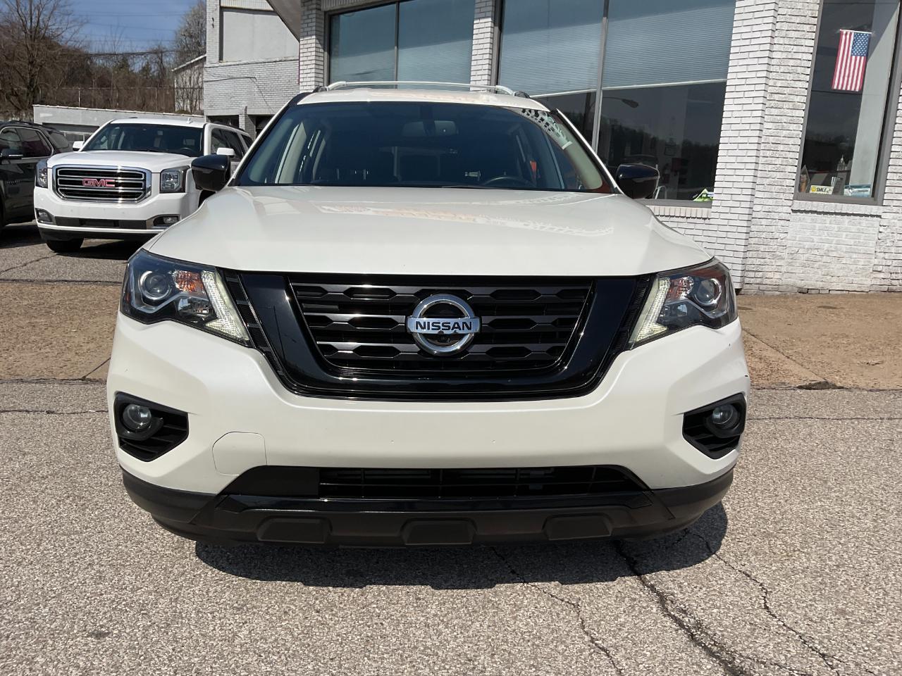 Nissan Pathfinder SL 4WD 2018