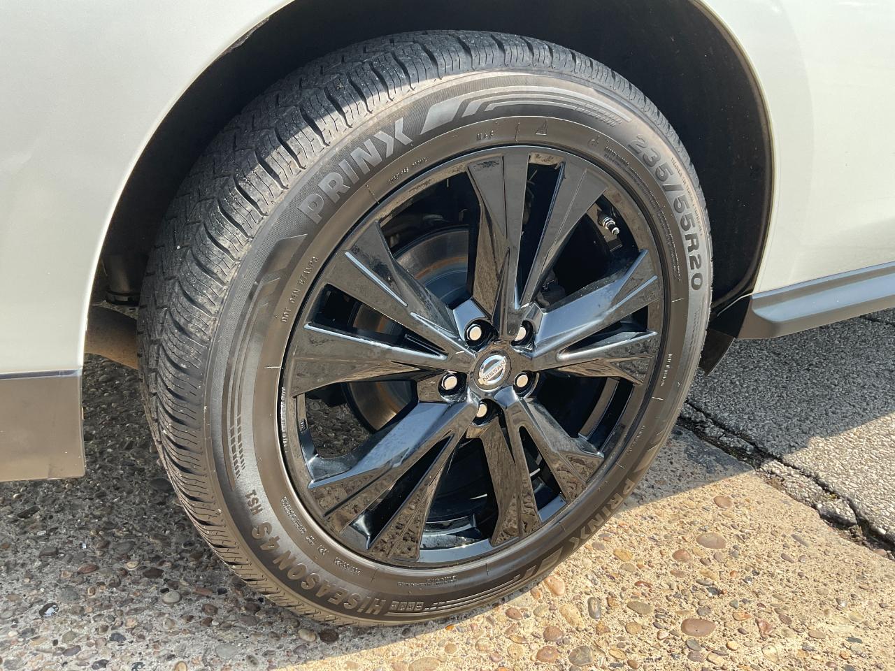 Nissan Pathfinder SL 4WD 2018