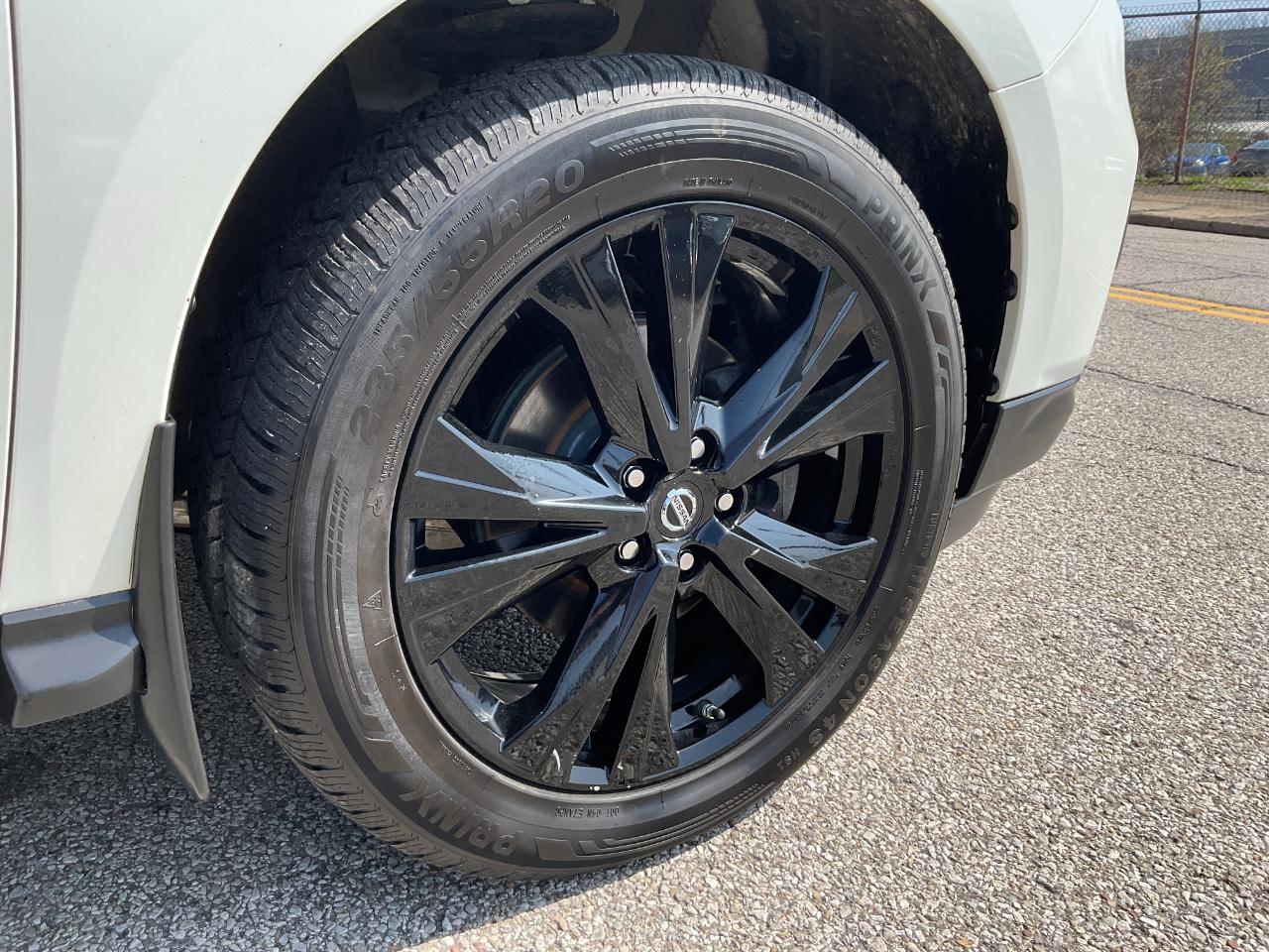 Nissan Pathfinder SL 4WD 2018