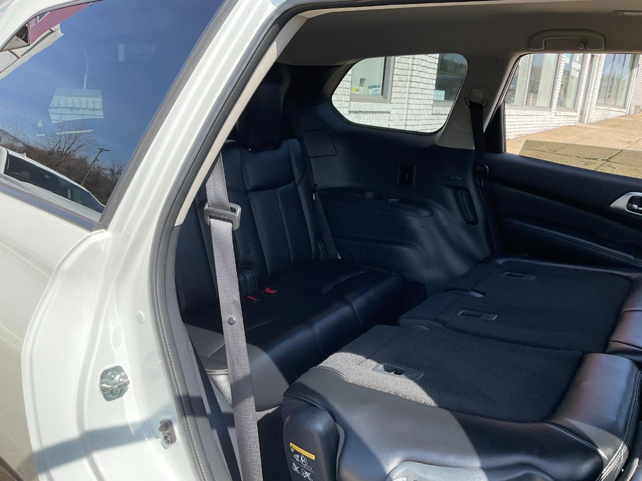 Nissan Pathfinder SL 4WD 2018