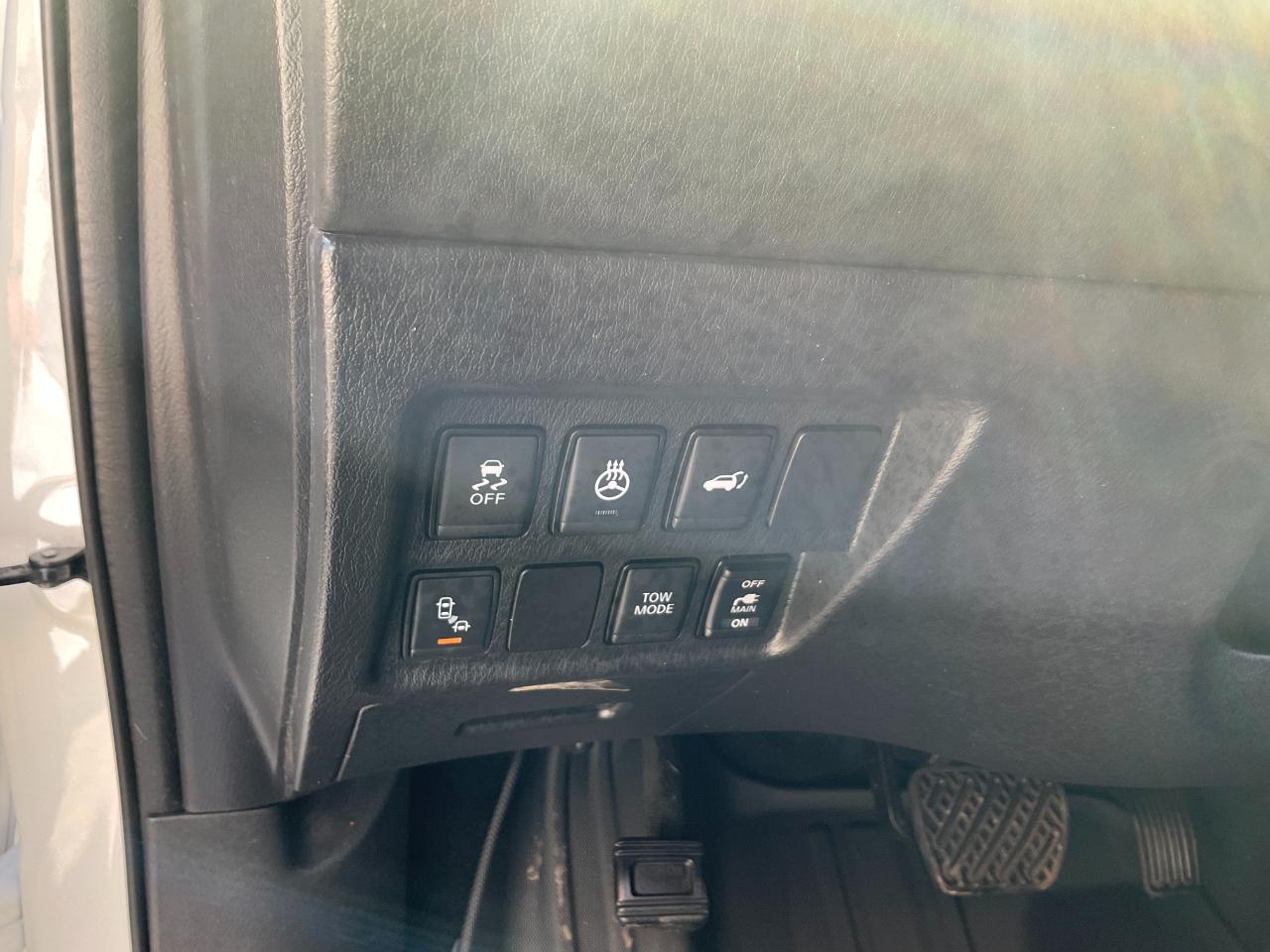 Nissan Pathfinder SL 4WD 2018