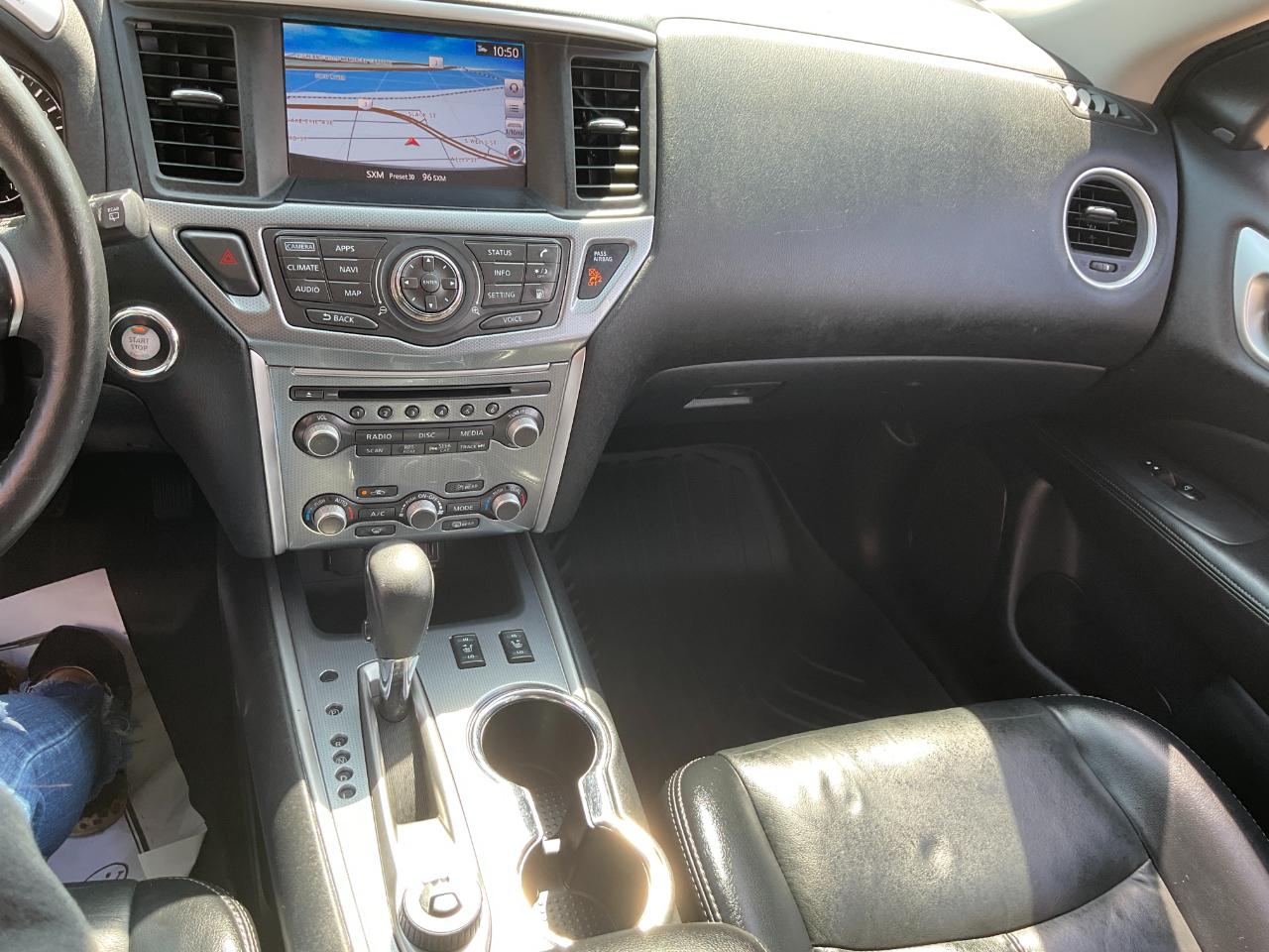 Nissan Pathfinder SL 4WD 2018