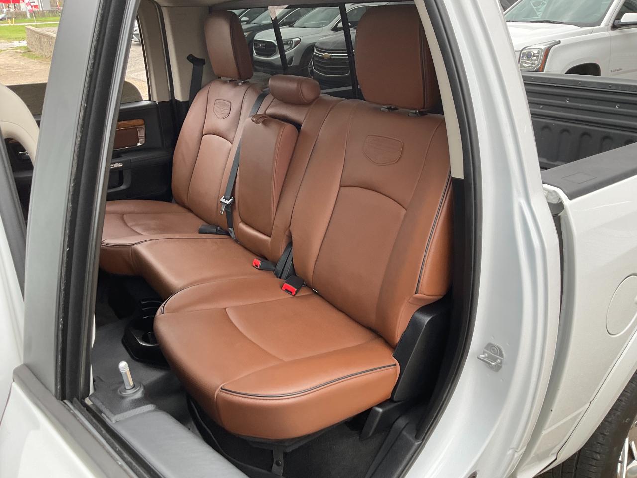 RAM 1500 Longhorn Crew Cab SWB 4WD 2015