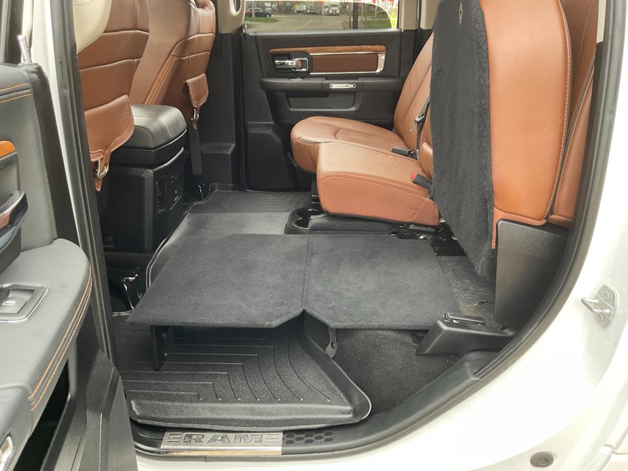 RAM 1500 Longhorn Crew Cab SWB 4WD 2015