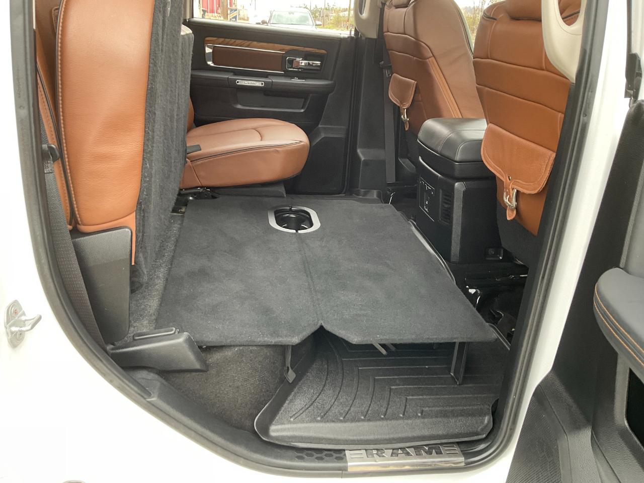 RAM 1500 Longhorn Crew Cab SWB 4WD 2015