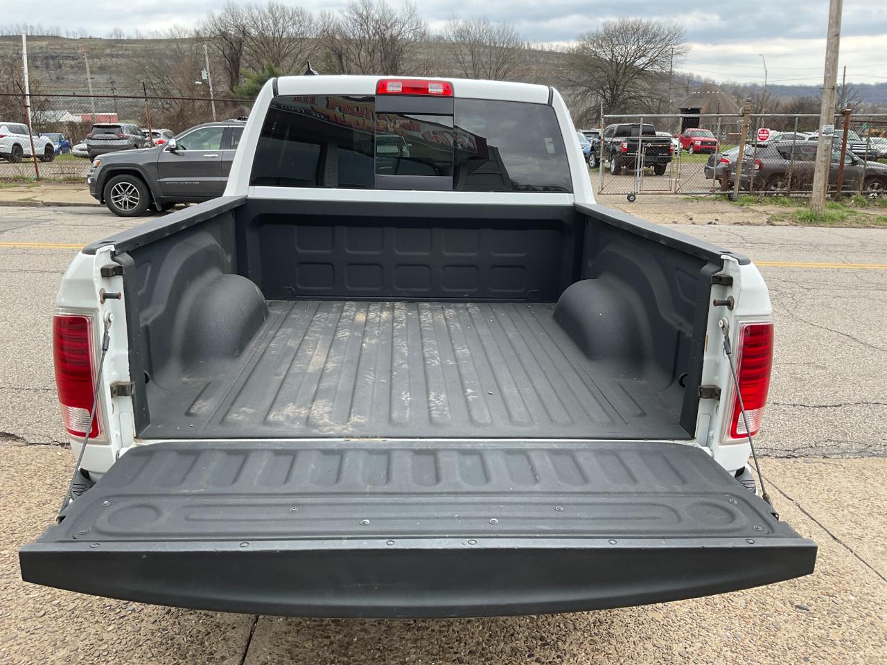 RAM 1500 Longhorn Crew Cab SWB 4WD 2015