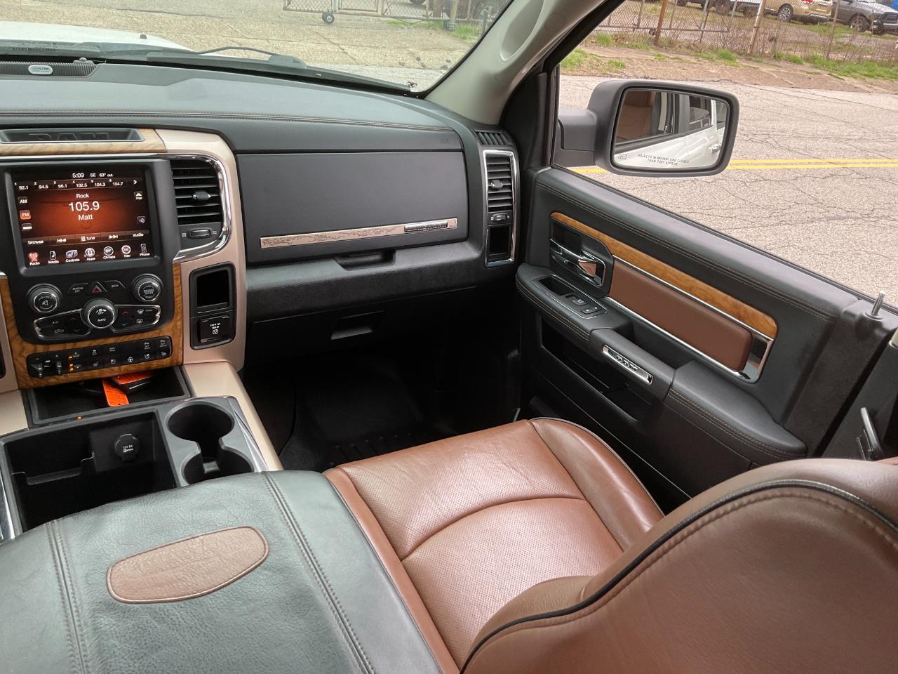 RAM 1500 Longhorn Crew Cab SWB 4WD 2015
