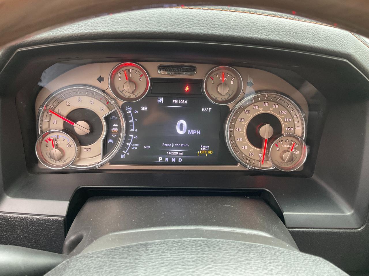 RAM 1500 Longhorn Crew Cab SWB 4WD 2015