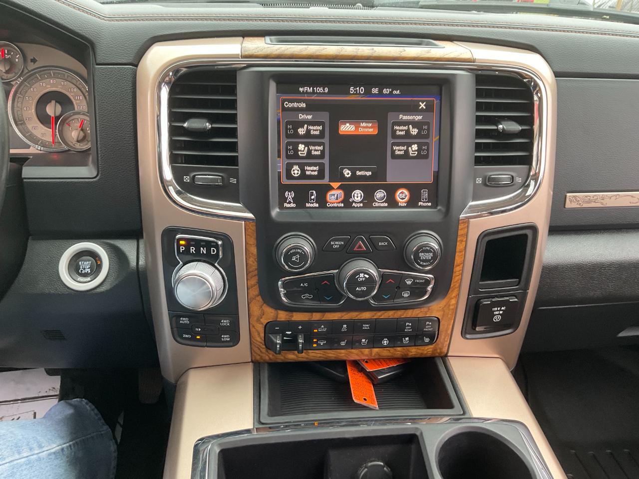 RAM 1500 Longhorn Crew Cab SWB 4WD 2015