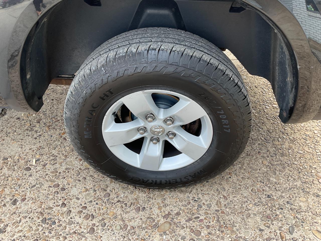 RAM 1500 SLT Crew Cab SWB 4WD 2016