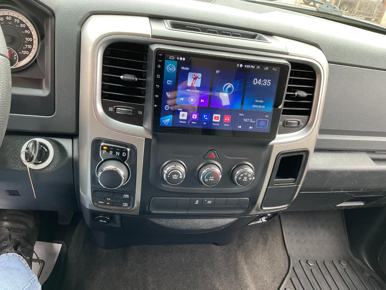 RAM 1500 SLT Crew Cab SWB 4WD 2016