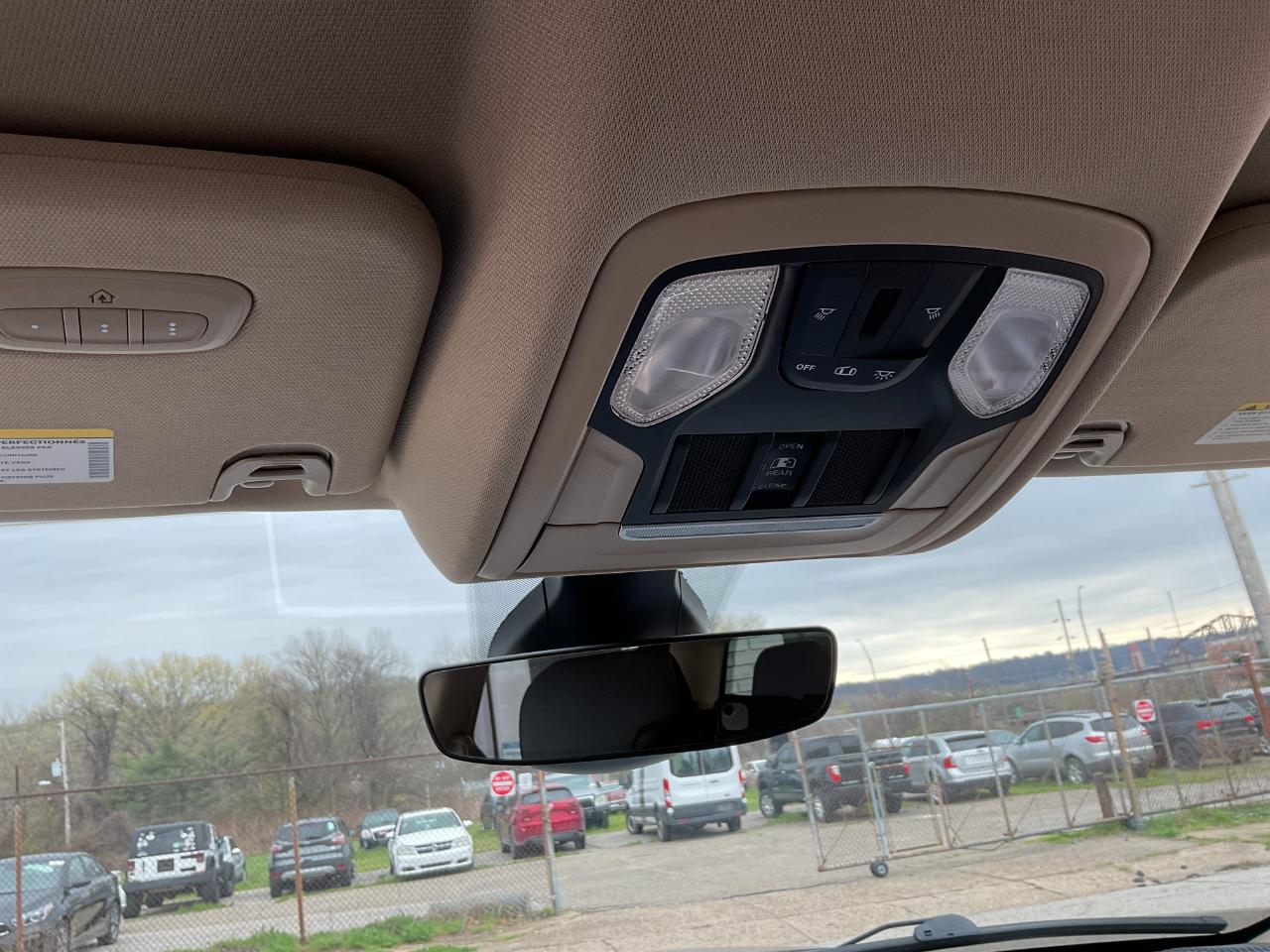 RAM 1500 Big Horn Crew Cab SWB 4WD 2020