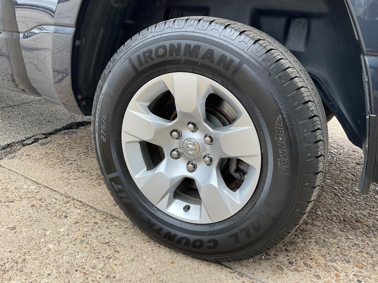 RAM 1500 Big Horn Crew Cab SWB 4WD 2020