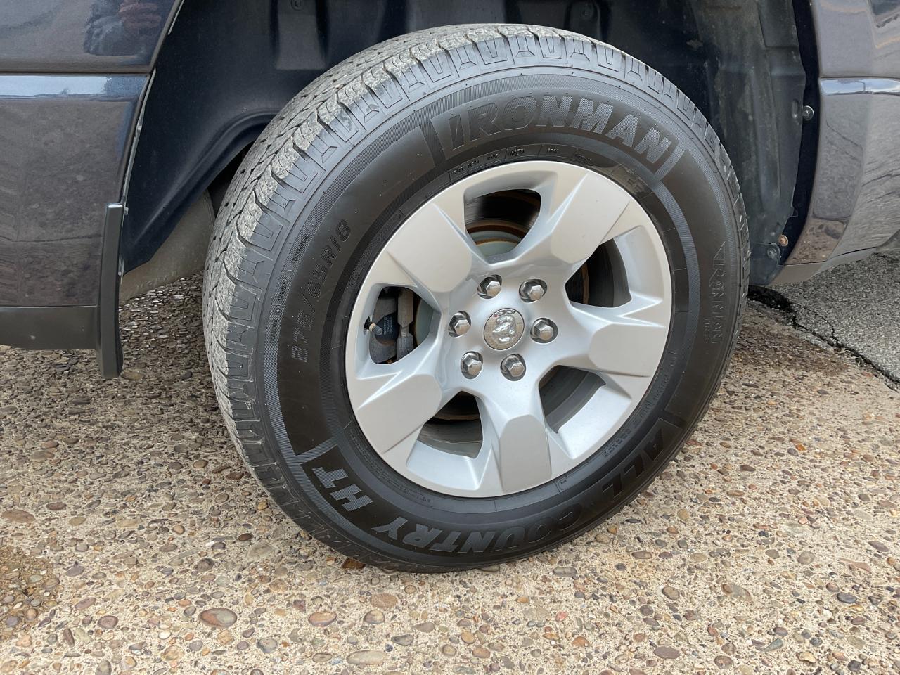 RAM 1500 Big Horn Crew Cab SWB 4WD 2020