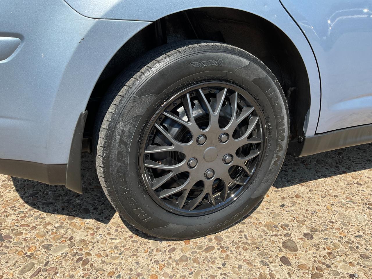 Nissan Versa 1.8 S Hatchback 2009