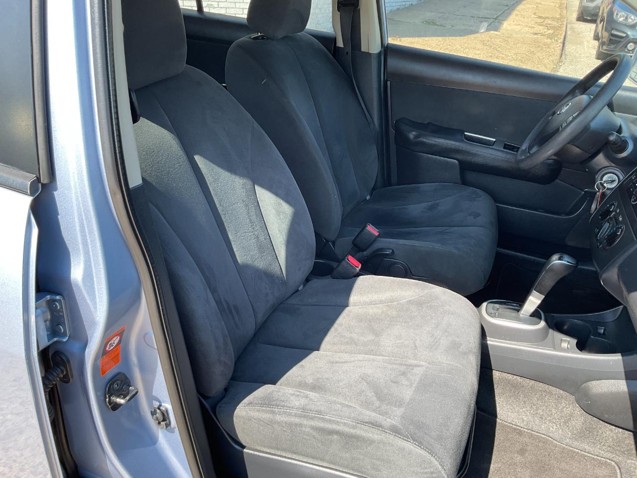 Nissan Versa 1.8 S Hatchback 2009