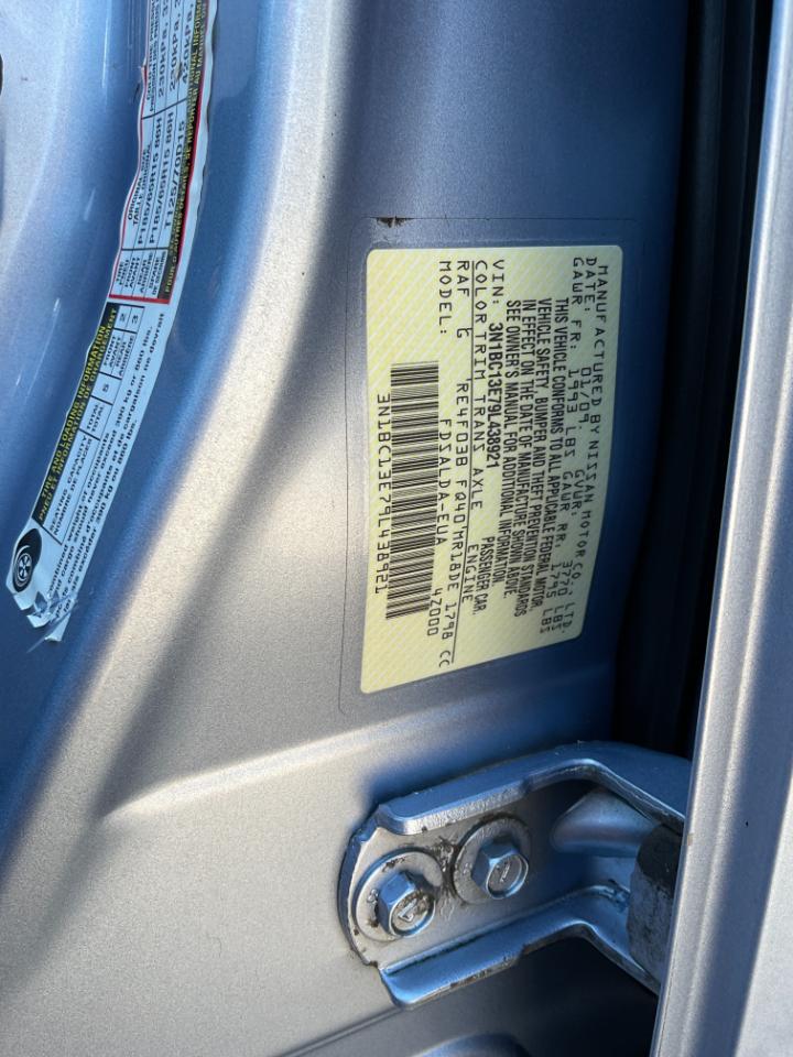 Nissan Versa 1.8 S Hatchback 2009