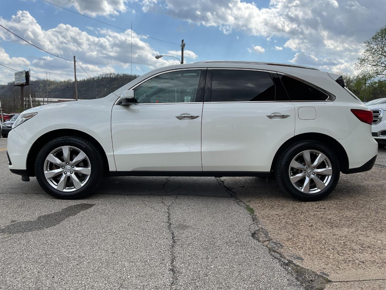 Acura MDX 9-Spd AT SH-AWD w/Advance and Entertainment 2016