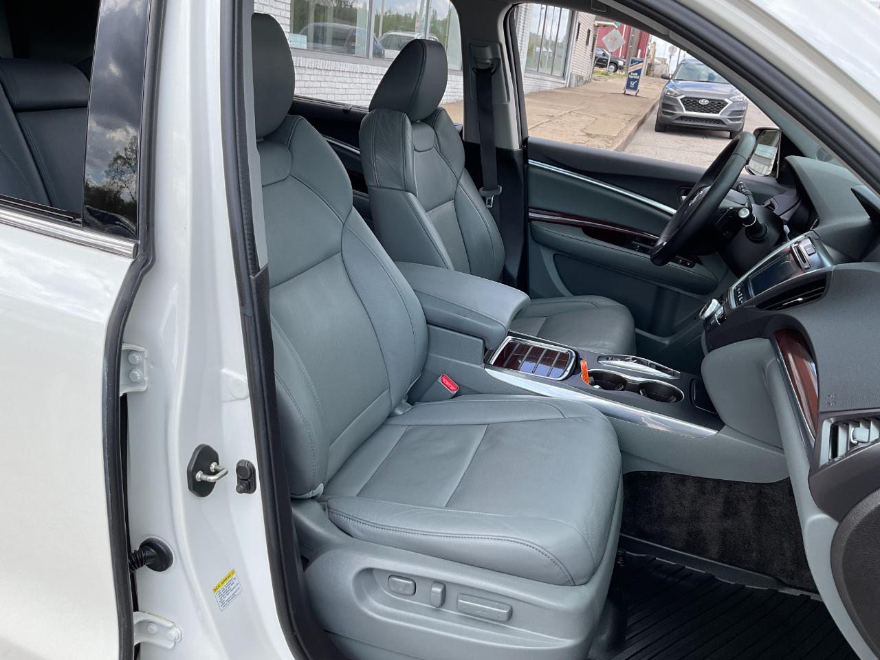 Acura MDX 9-Spd AT SH-AWD w/Advance and Entertainment 2016