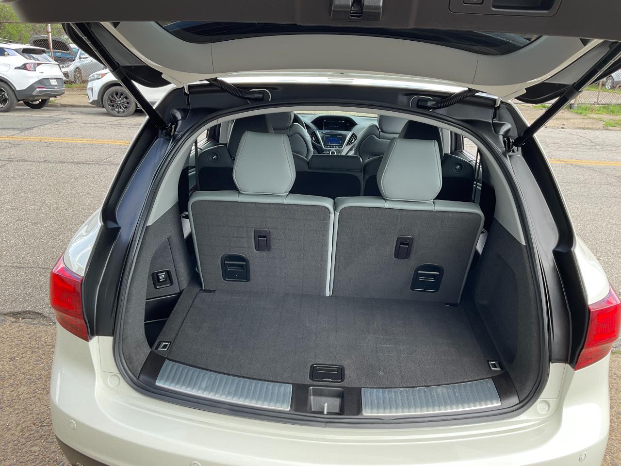 Acura MDX 9-Spd AT SH-AWD w/Advance and Entertainment 2016