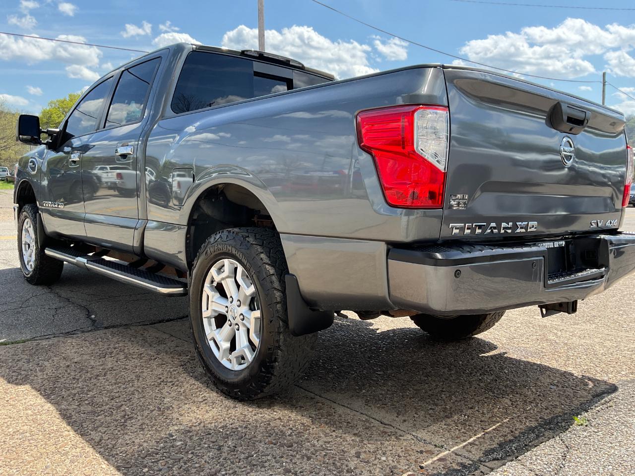 Nissan Titan XD SV 4WD 2016