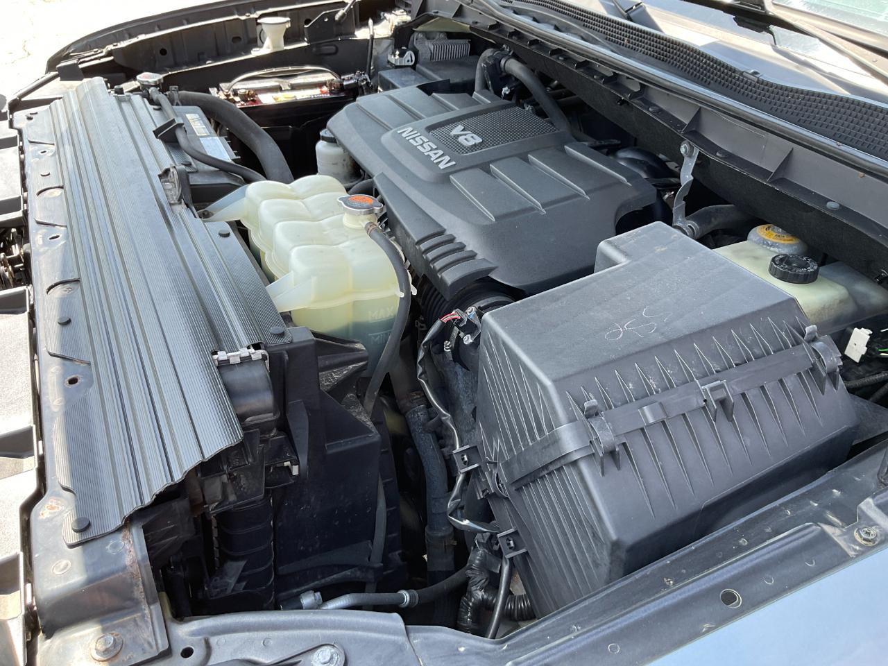 Nissan Titan XD SV 4WD 2016