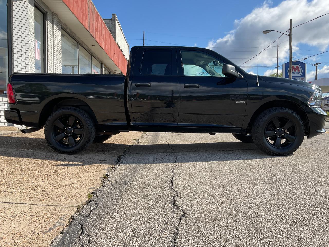 RAM 1500 Classic Tradesman Quad Cab 4WD 2019