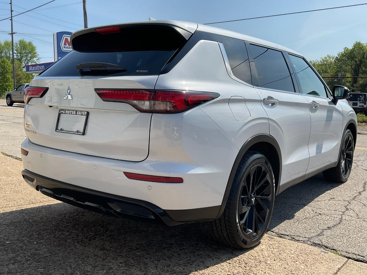 Mitsubishi Outlander SEL Black Edition S-AWC 2023