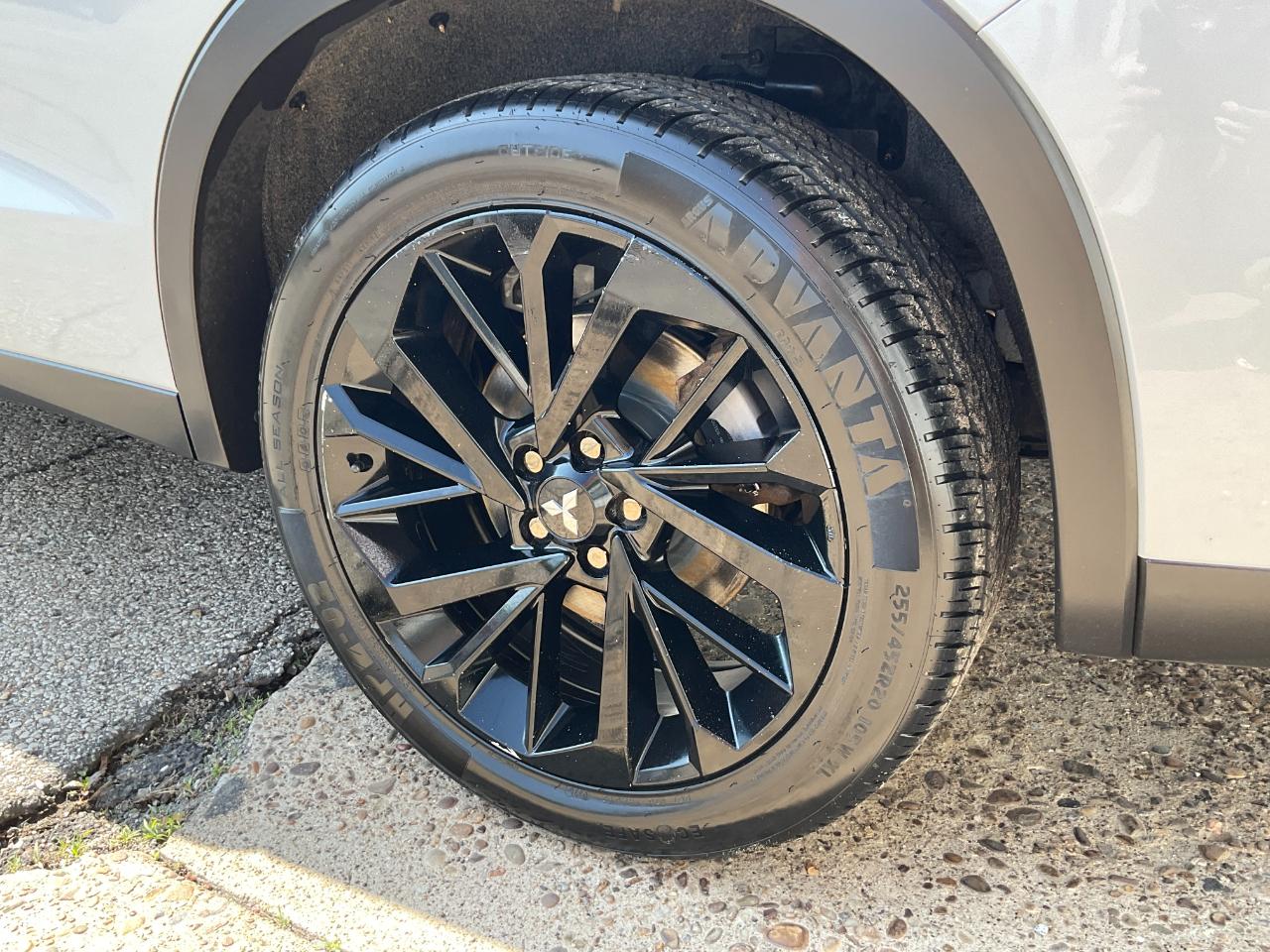 Mitsubishi Outlander SEL Black Edition S-AWC 2023