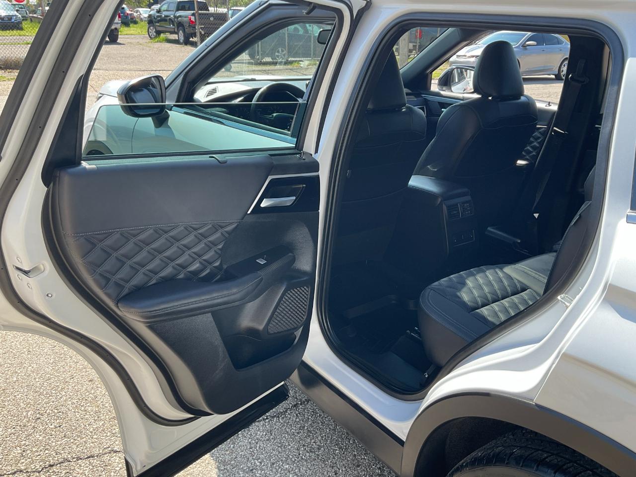 Mitsubishi Outlander SEL Black Edition S-AWC 2023